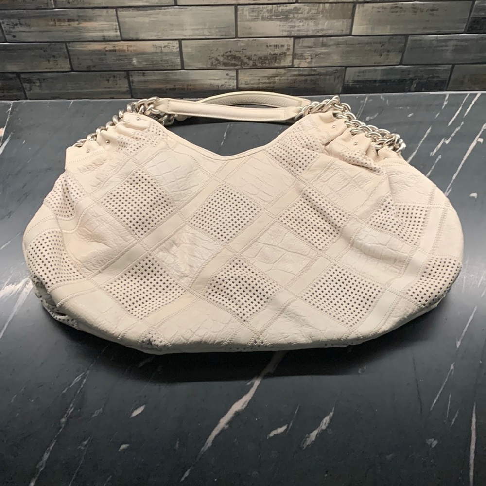 B. Makowsky New All Leather Light beige
